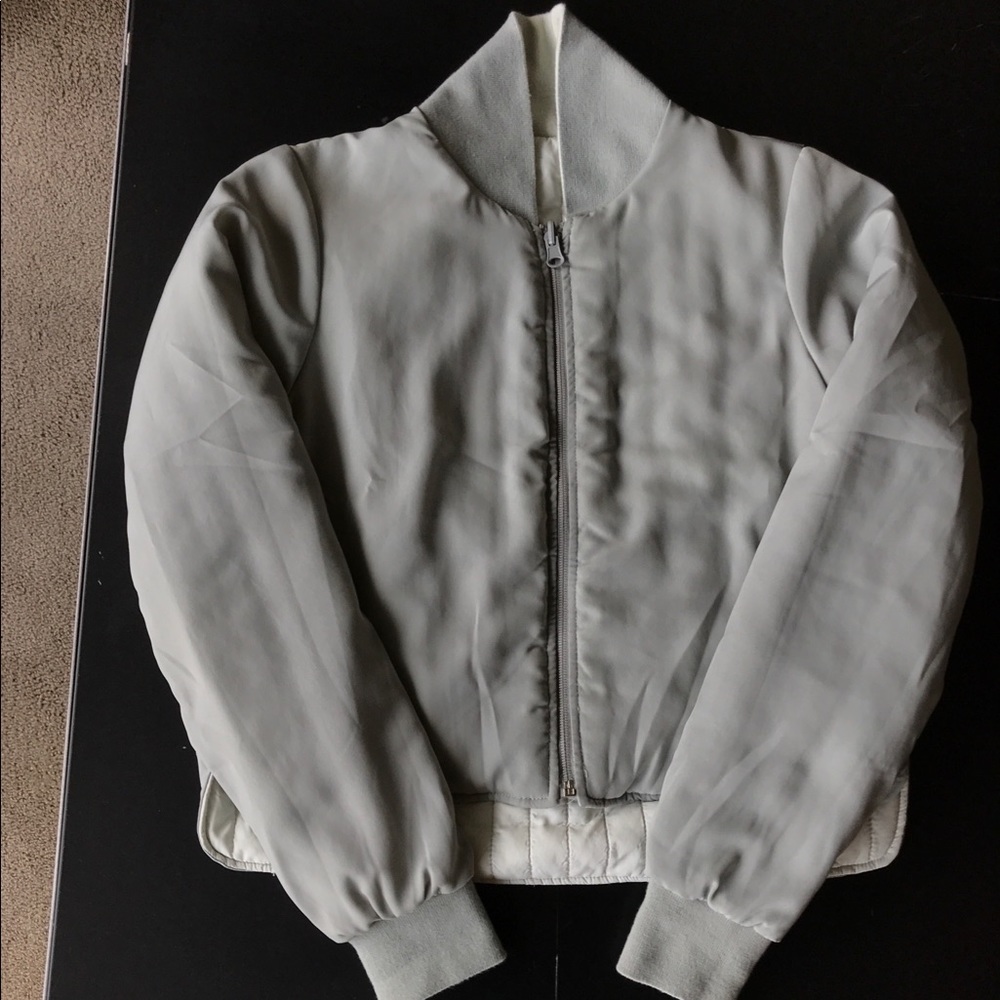 Reversible puffy jacket